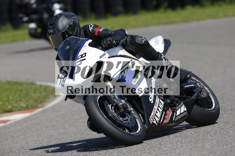 /Archiv-2024/29 12.06.2024 MOTO.CH Track Day ADR/Gruppe gelb/48